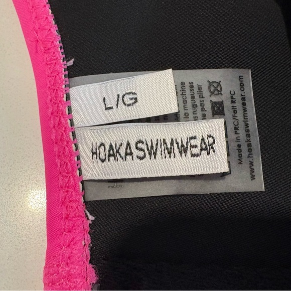 HOAKA Swimwear | Neon Pink | Neoprene Zip scuba bikini top | Large - Picture 4 of 4